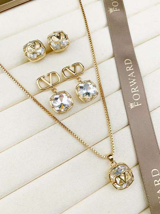 Picture of Valentino Sets _SKUValentinosuits09225716188